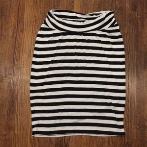 Pea in the Pod striped skirt